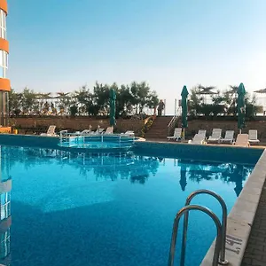 rezervați aici