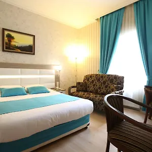 Nil 3*, İstanbul Türkiye