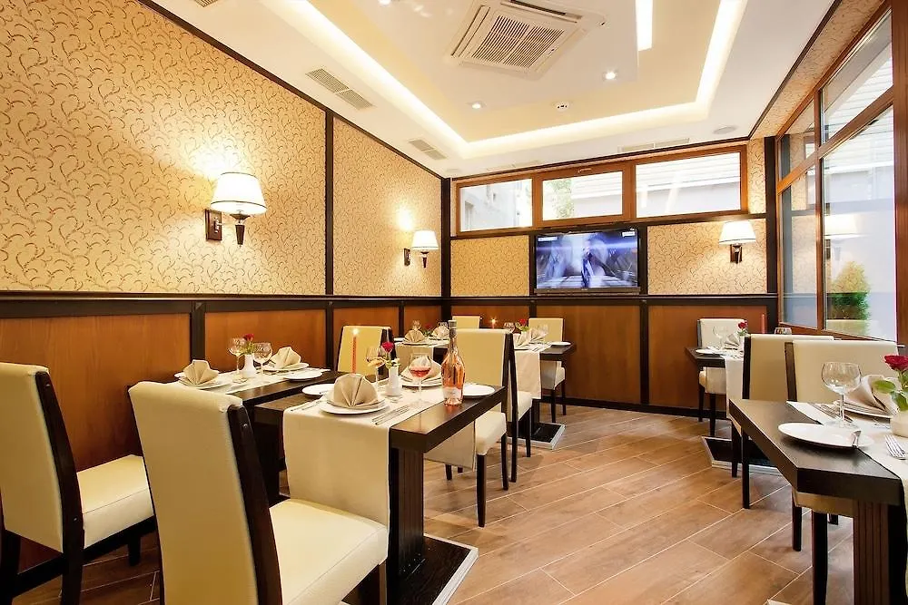 Best Western Plus Bristol Hotel Sofie 4*,