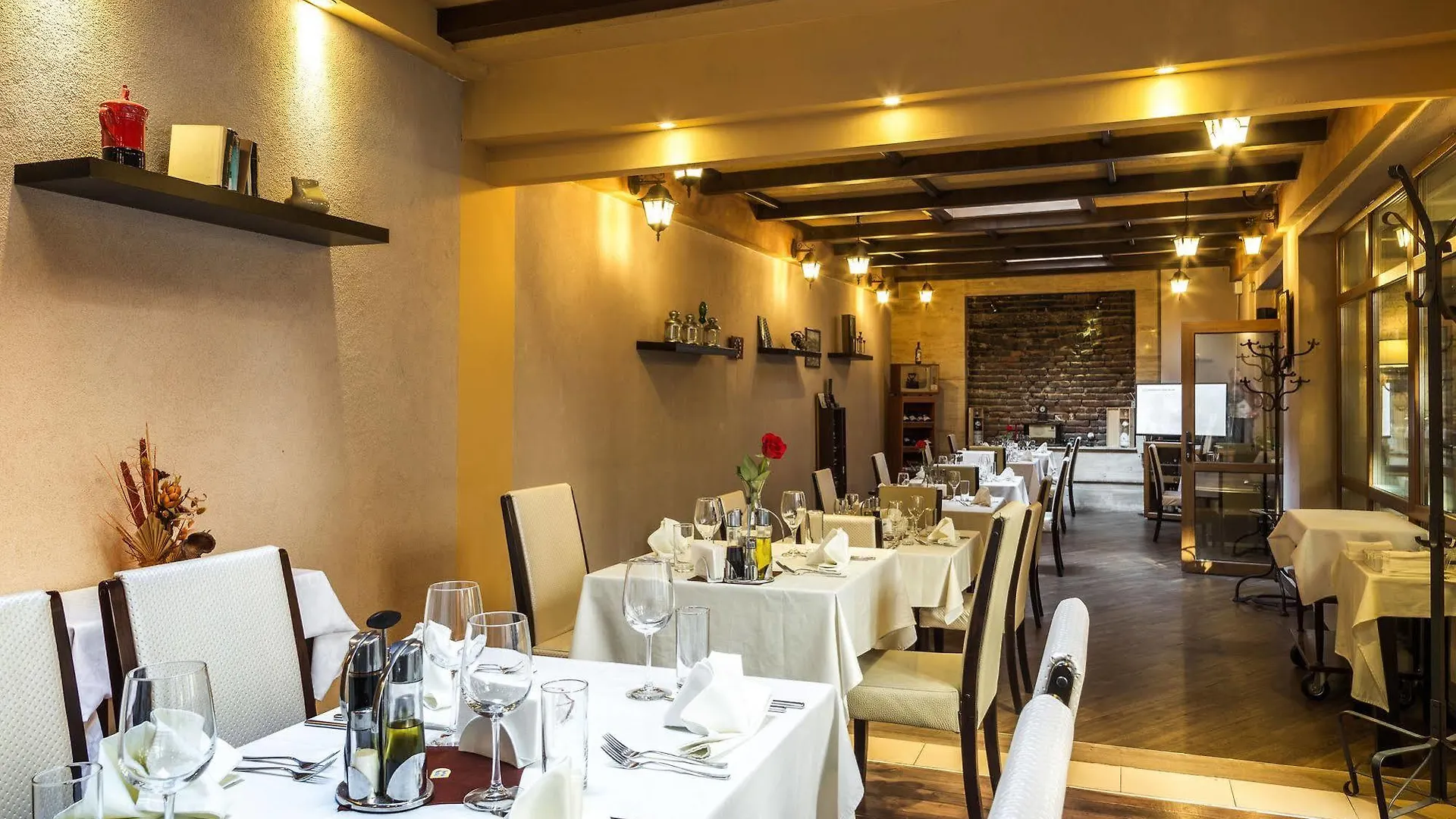 Best Western Plus Bristol Hotel Sofia 4*,