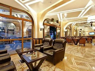 Best Western Plus Bristol Hotel Sofia 4*,